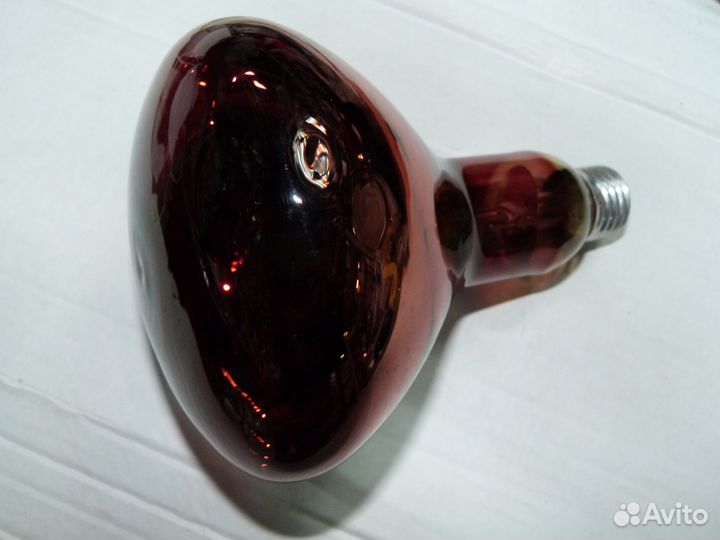 Лампа икзк (для цыплят)