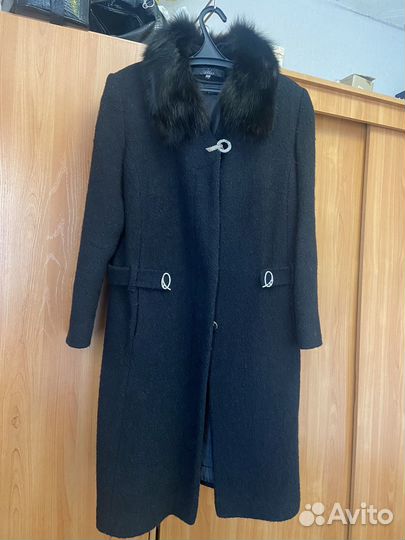 Продам пальто женское