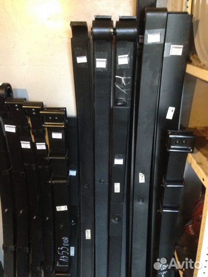 Рессоры в ассортименте,стремянки,втулки,подушки