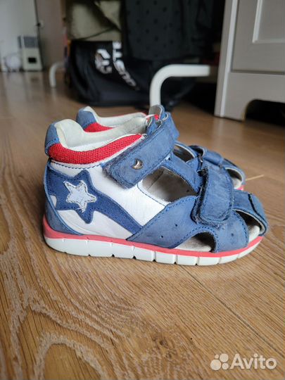 Сандалии летние детские