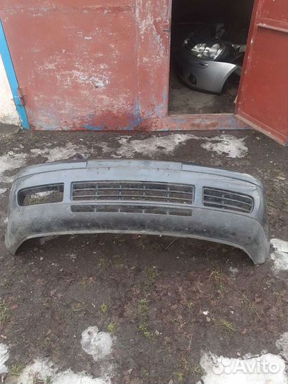 Бампер передний golf 4