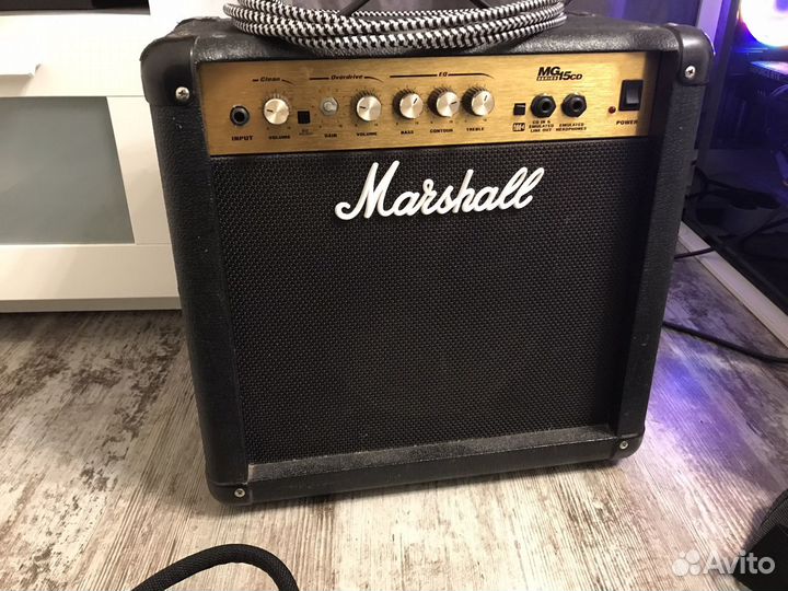 Электрогитара Ashtone с комбиком Marshall