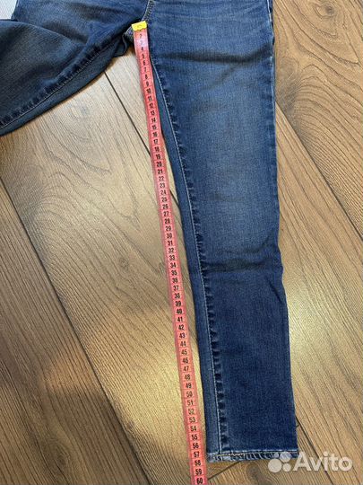 Джинсы Gap