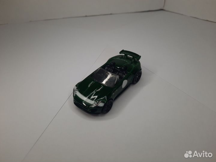 Hot Wheels'15 Jaguar F-Type Project 7