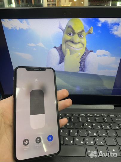 iPhone X, 64 ГБ