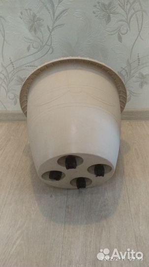 Горшок для цветов напольный