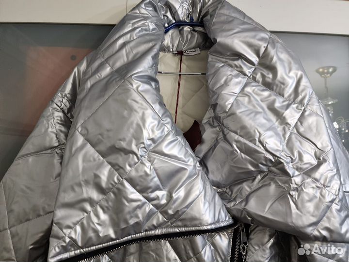 Новая Куртка -Ветровка р. 50-54 Италия Серебро