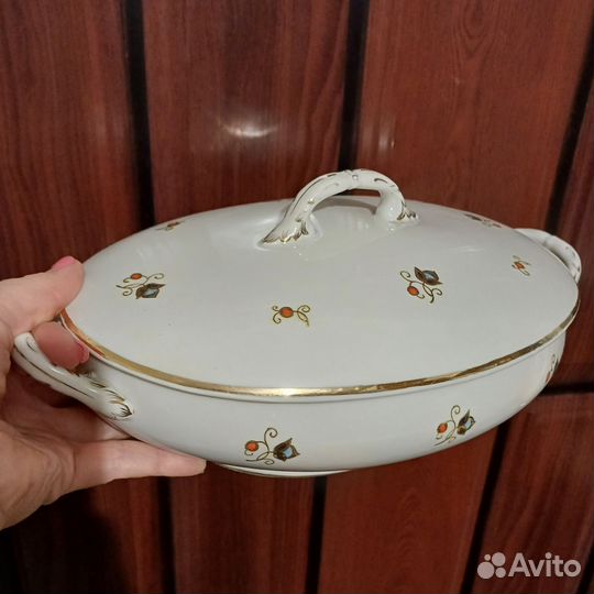 Фарфоровая супница СССР