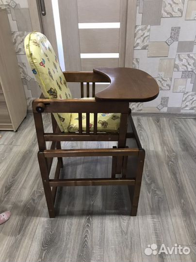 Стульчик для кормления