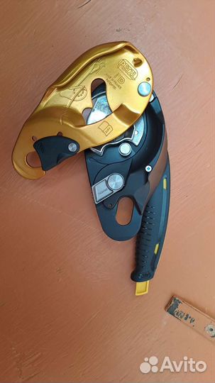 Спусковое устройство petzl