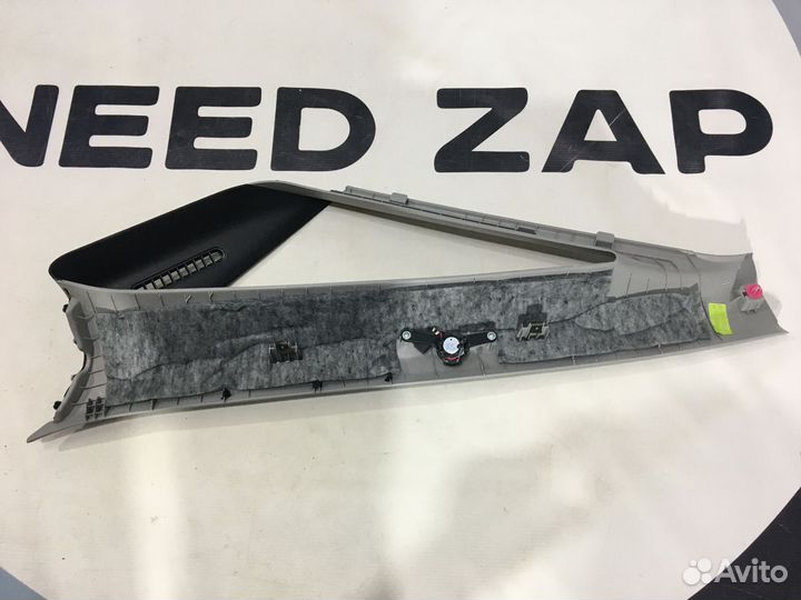 Kia Venga Обшивка передней стойки правая