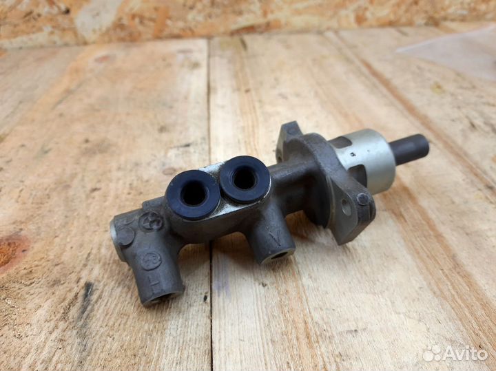 Цилиндр тормозной главный BMW Е36