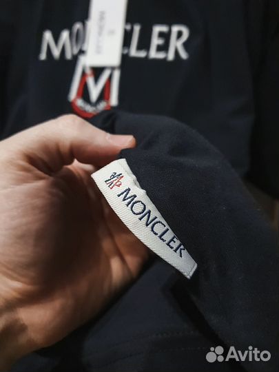 Moncler: ваша любимая футболка на каждый день