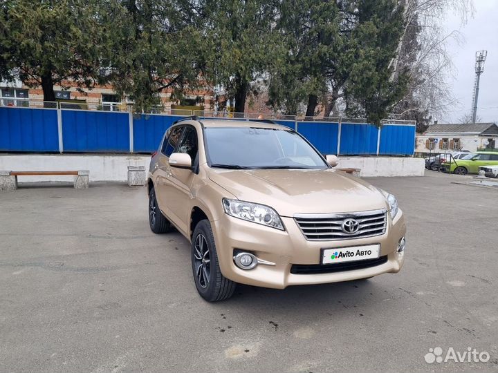 Toyota RAV4 2.0 CVT, 2011, 170 500 км