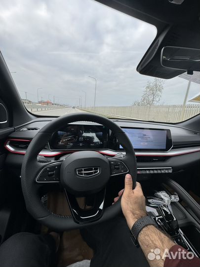 Geely Coolray 1.5 AMT, 2024, 550 км