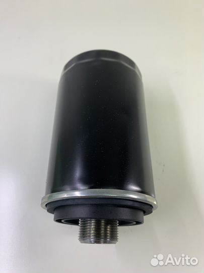 Фильтр масляный Volkswagen Transporter 06J115403R