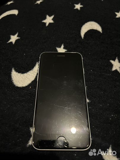 iPhone SE (2020), 64 ГБ