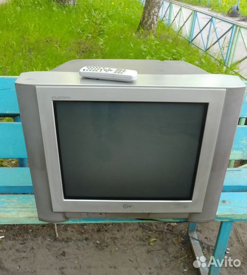 Телевизор LG flatron