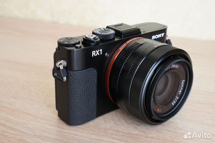 Sony RX1 (отличное состояние)