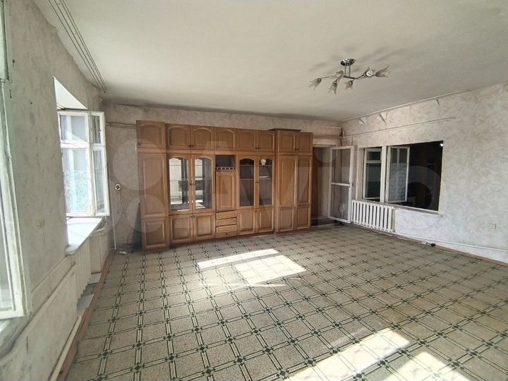 2-к. квартира, 54 м², 2/5 эт.