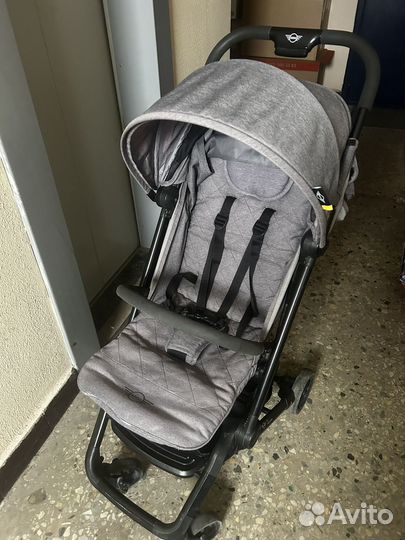 Прогулочная коляска Easywalker mini и capella