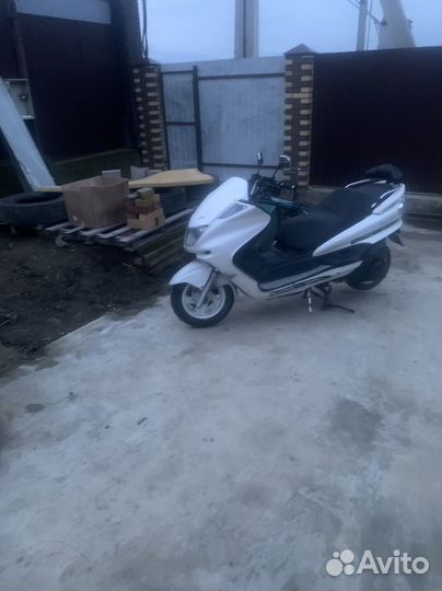 Yamaha Majesty 250