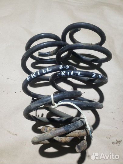 Пружина подвески передняя Land Rover Freelander 1