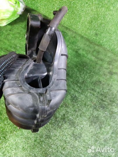 Впускной коллектор Mitsubishi Lancer 10 1.5 4A91