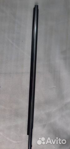 Молдинг на дверь передний правый Toyota