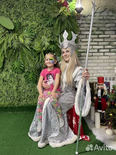 Аниматор ростовая кукла