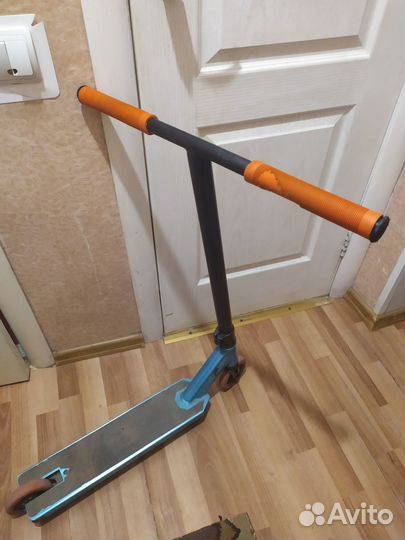 Трюковой самокат