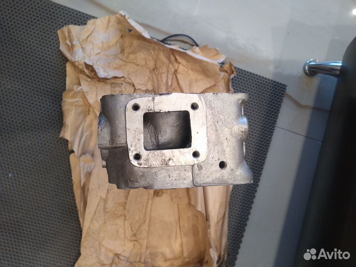 Головка блока 241003015