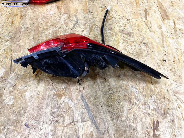 Фонарь задний правый Тойота Королла е210