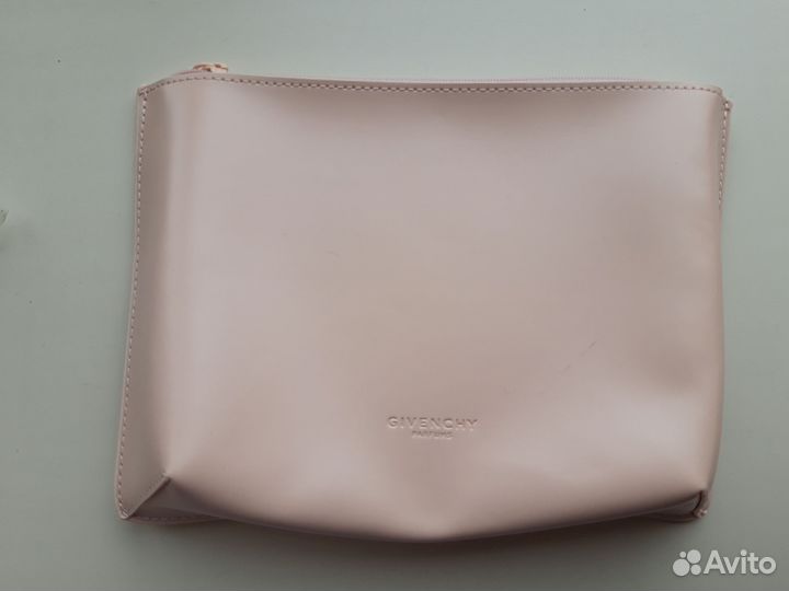 Косметичка givenchy