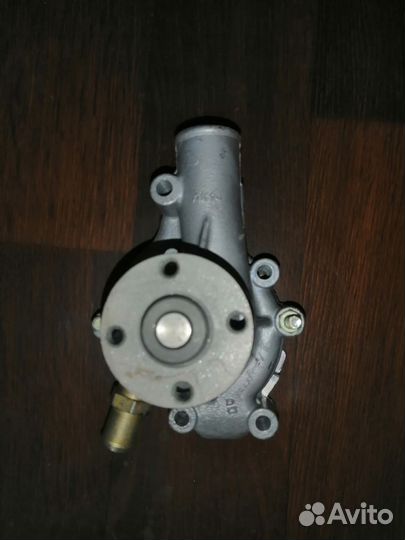 Насос водяной газ (змз) 402