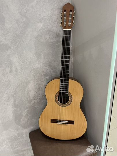 Классическая гитара Yamaha C-30m