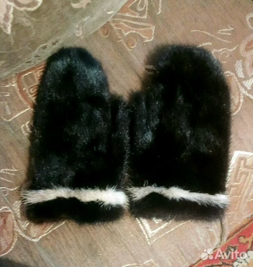 Норковые варежки