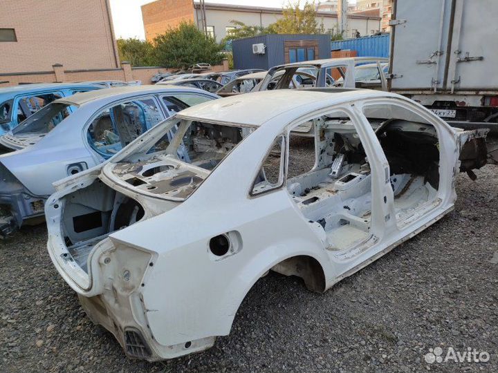 Кузов Audi A4 B6 1.8T AMB 2006