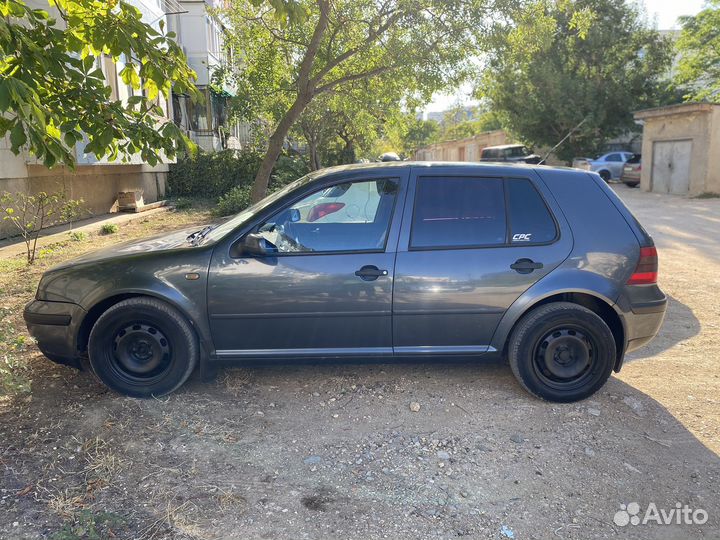 Volkswagen Golf 1.4 МТ, 1999, 270 000 км