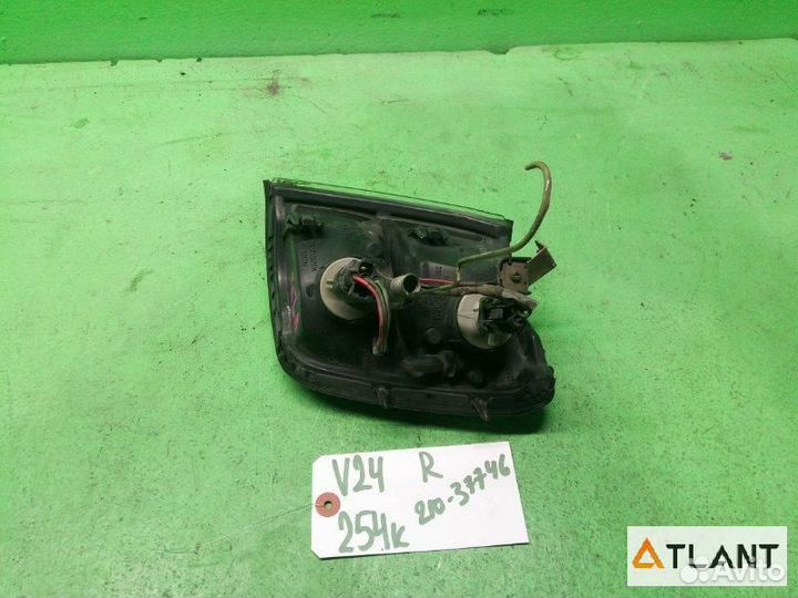 Габарит правый mitsubishi pajero