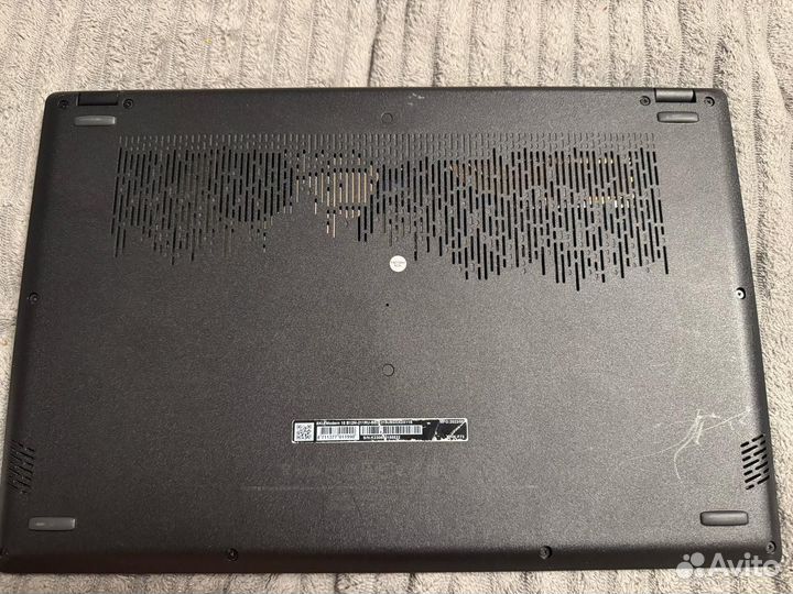 Ноутбук MSI Modern 15 B12M-211RU