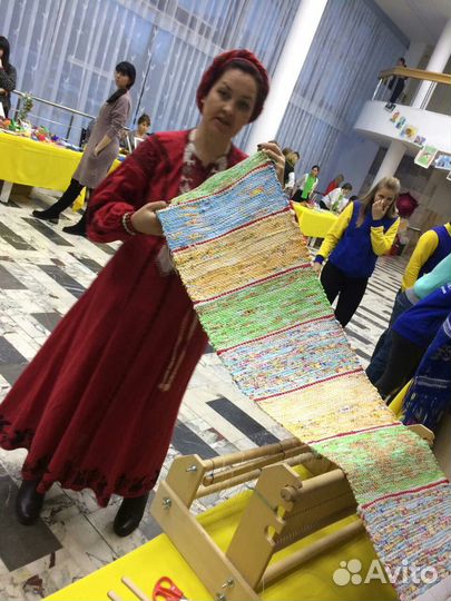 Ткацкий станок с бердом 