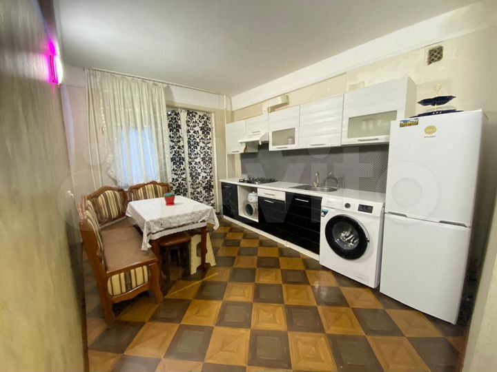 2-к. квартира, 40 м², 3/8 эт.