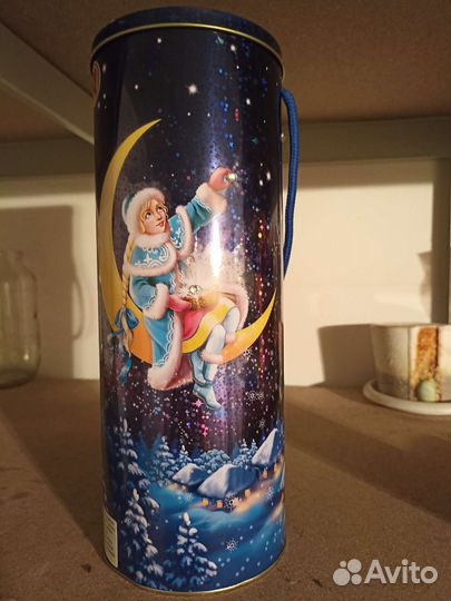 Красивые бутылки, жестяные банки