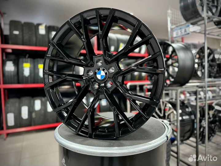 Диски литые R20 BMW 6 новые разноширокие