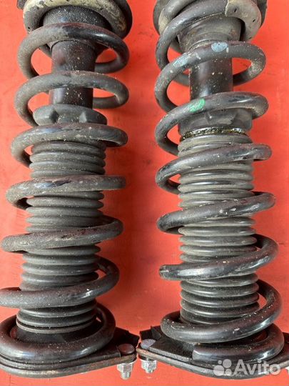 Амортизатор подвески задний Subaru Forester SK9