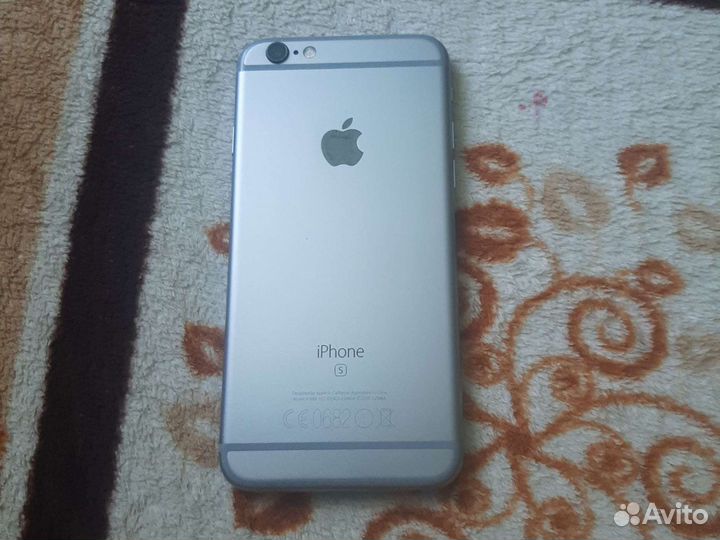 Телефон iPhone 6s