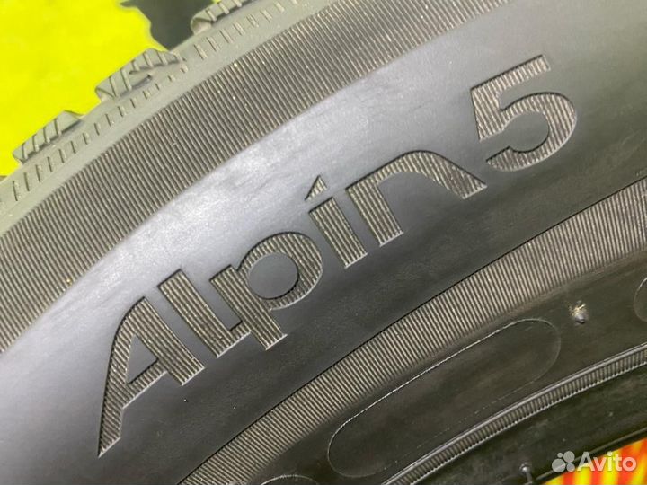 Michelin Alpin 5 205/60 R16 96H