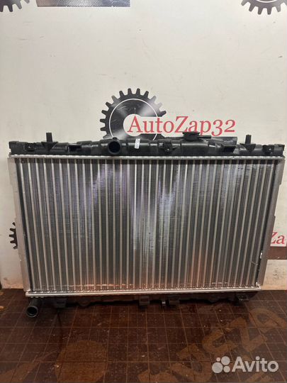 Радиатор охлаждения Hyundai Elantra XD