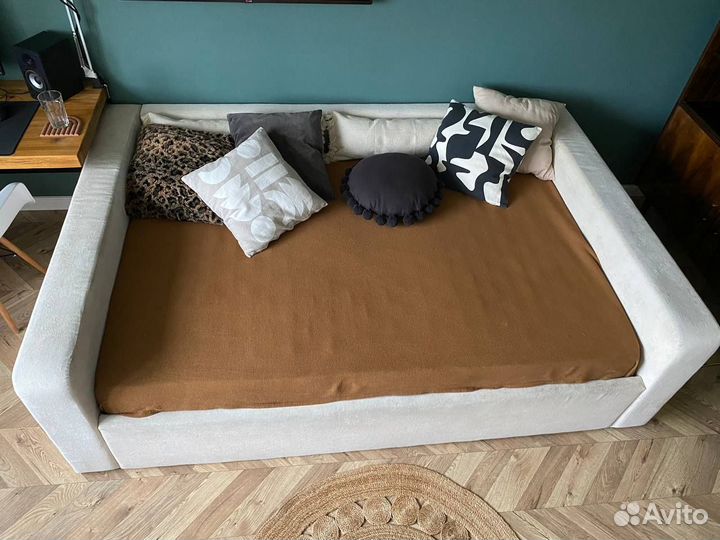 Диван кровать